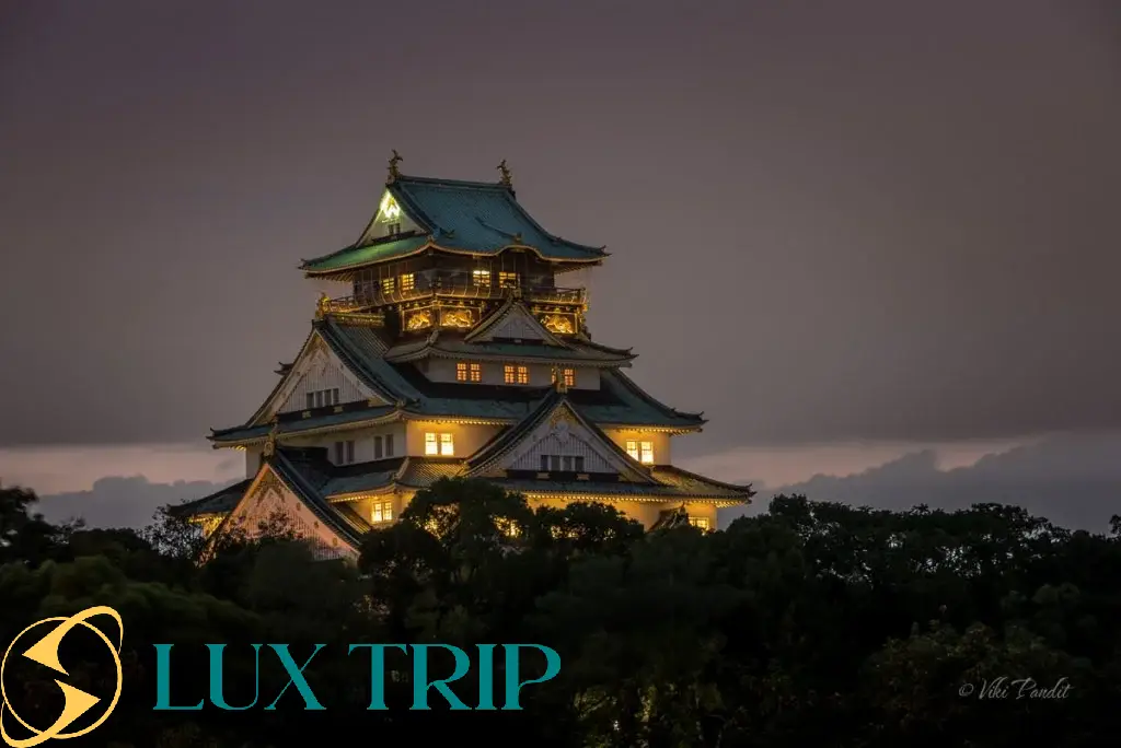 تاریخچه قلعه اوساکا ژاپن