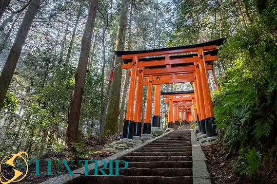 معبد فوشیمی ایناری کیوتو