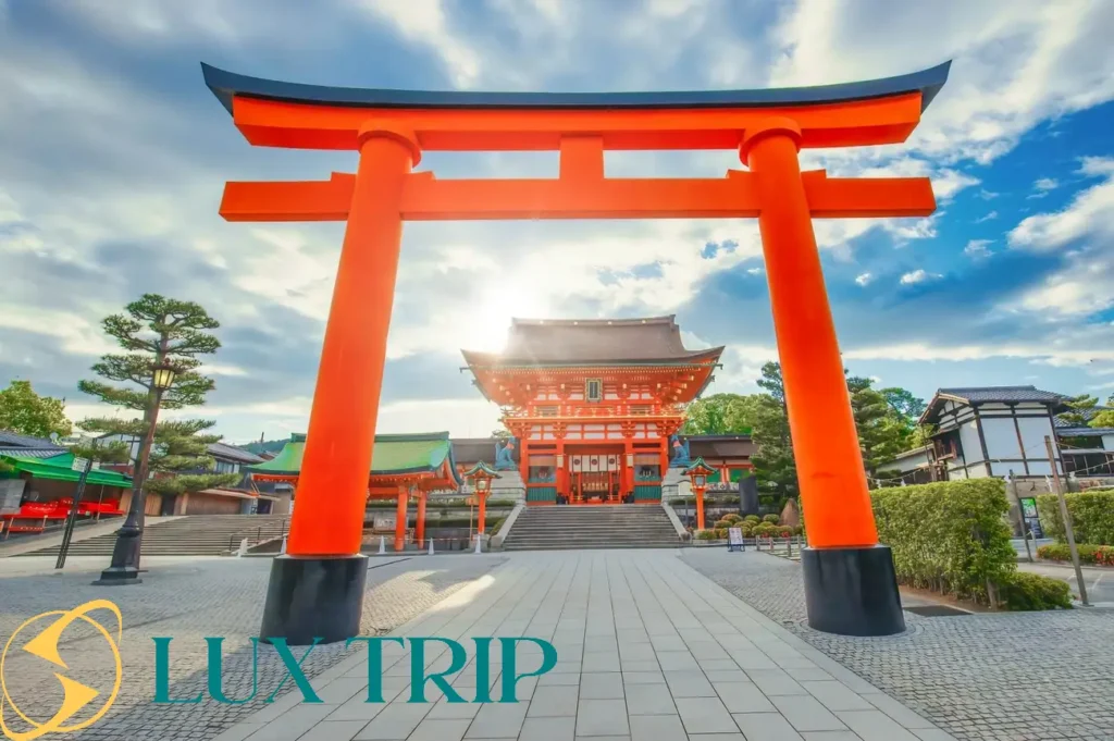 معبد فوشیمی ایناری