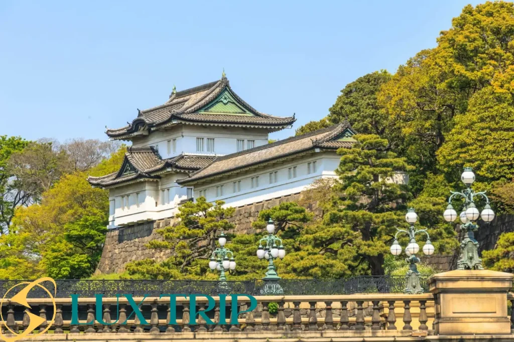 کاخ امپراتوری توکیو