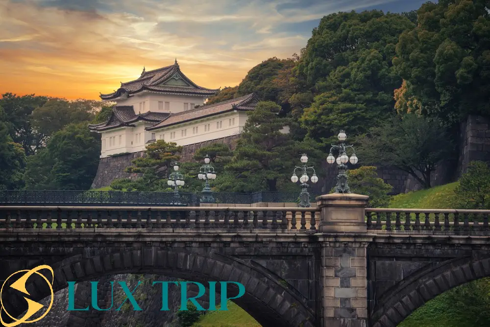 کاخ امپراتوری ژاپن