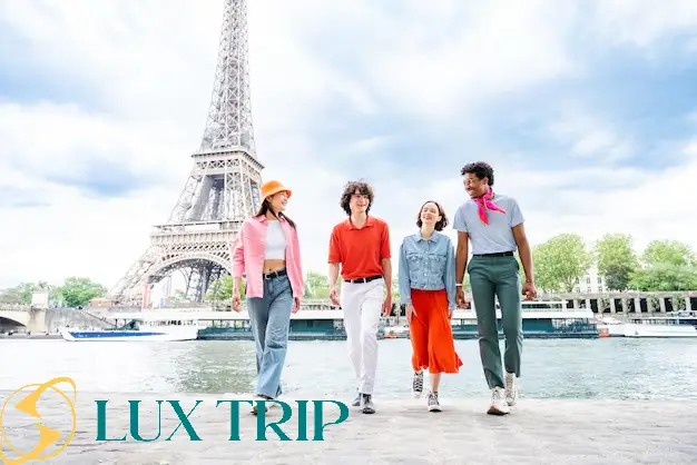 جاهای دیدنی فرانسه که حتما باید در سال ۲۰۲۵ ببینید + راهنمای کامل