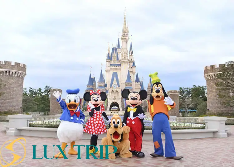 دیزنی لند ژاپن