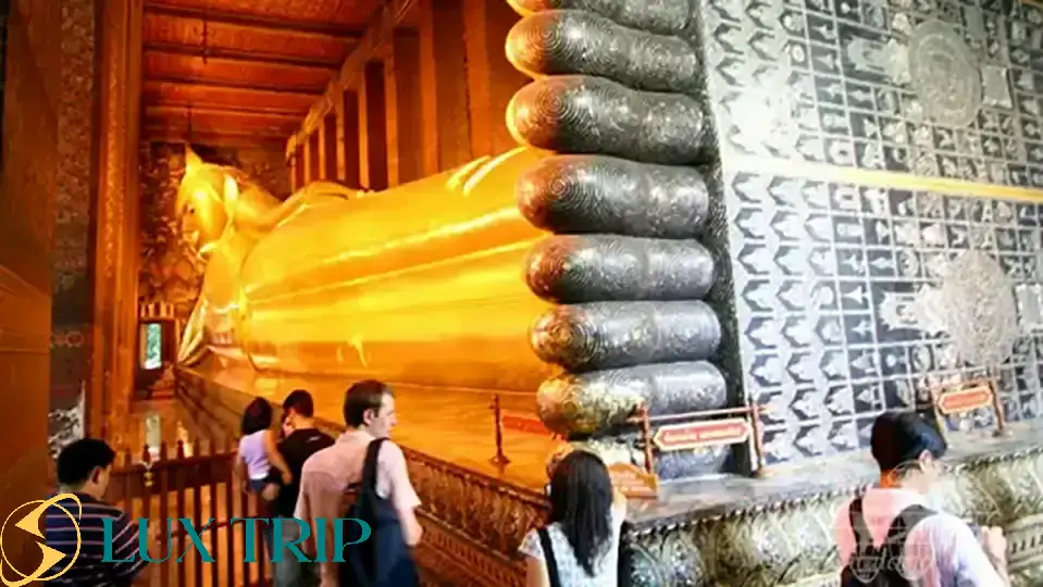 معبد وات فو بانکوک