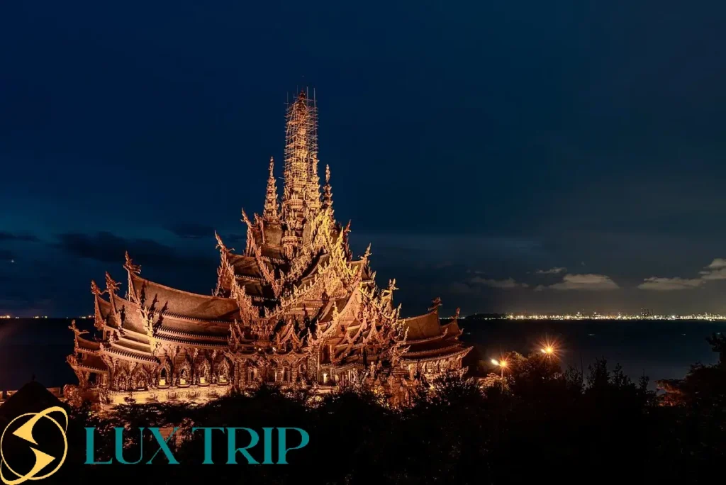 پناهگاه حقیقت پاتایا