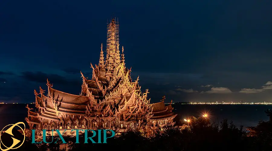 پناهگاه حقیقت پاتایا